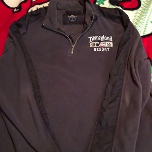 Men’s Disneyland pullover fleece